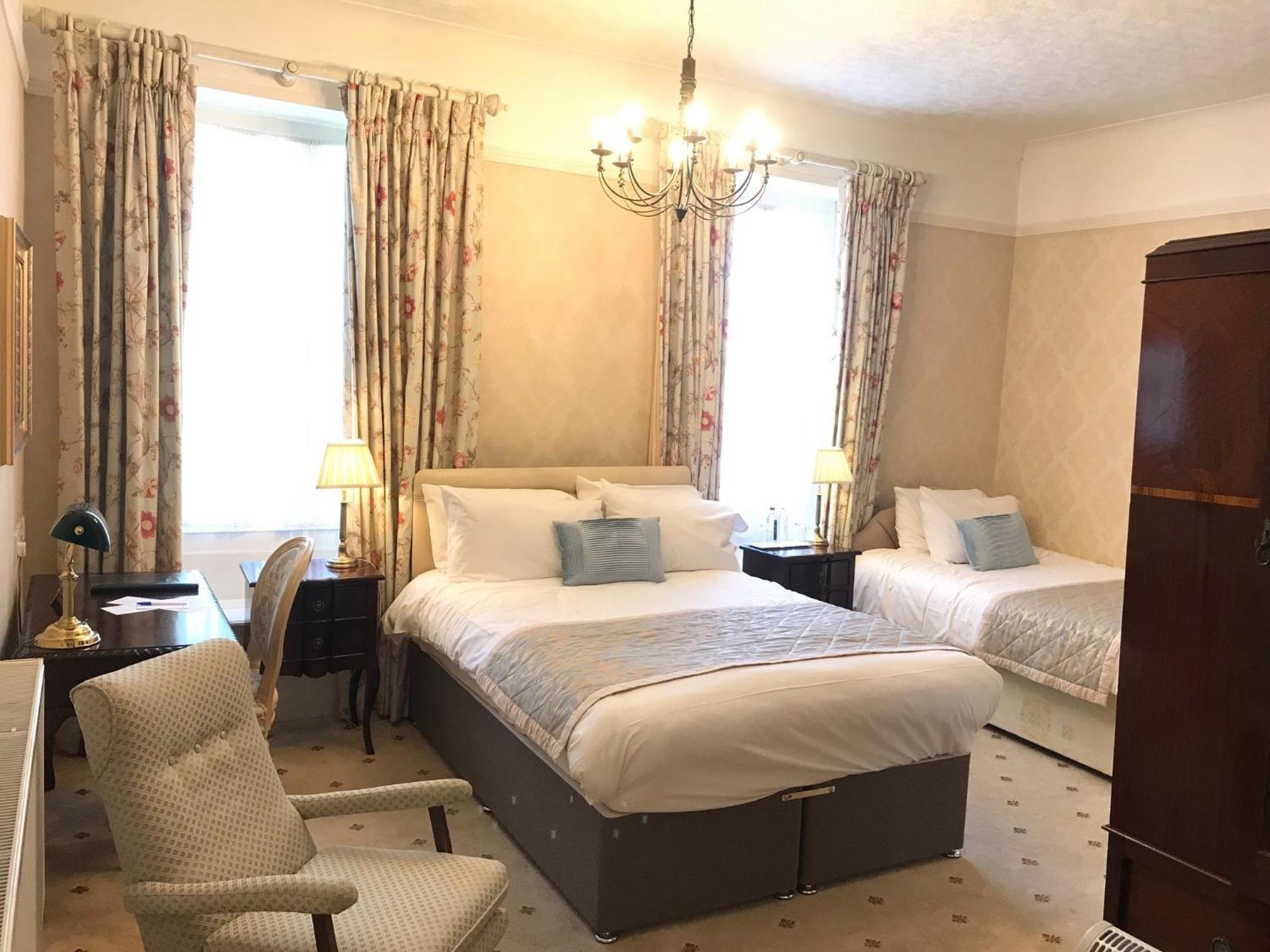 Chapel House Hotell Atherstone Exteriör bild